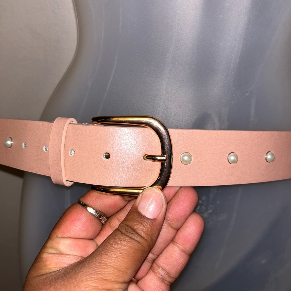 Pink belt with pearl studs - light blush gold buckle pearls soft girl - Picture 3 of 6